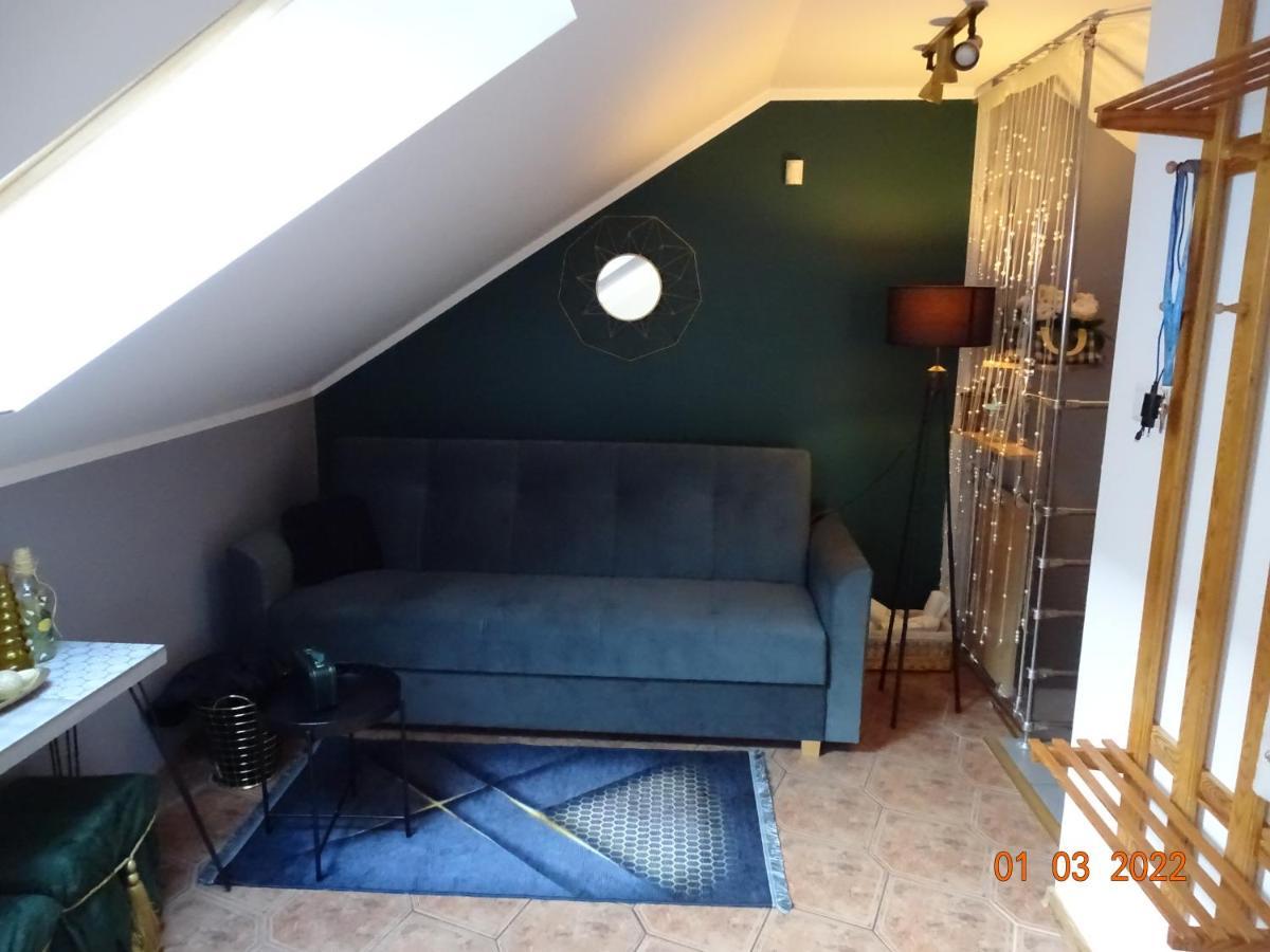 Nad Morzem U Kasi Apartment *