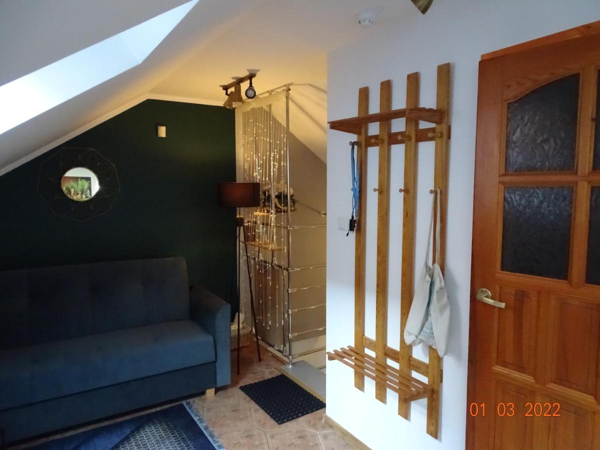 Nad Morzem U Kasi Apartment